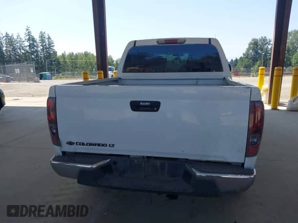 2007 Chevrolet Colorado 2LT z VIN 1GCCS13E478105348, wystawiony jako IAAI lot #42820005 z przebiegiem 157 641 mil mil oraz . Historia ofert i sprzedaży dostępna na DreamBid. Obrazek 17.