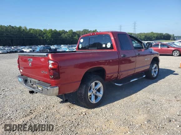 2007 Dodge 1500 SLT with VIN 1D7HU182X7S223556, listed as a Copart auction lot 70144505 with 282,397 mi miles and Salvage title. Bid and sale history available at DreamBid. Image 3.
