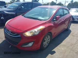 2013 Hyundai Elantra с VIN KMHD35LE1DU110028, выставлен на аукционе IAAI как лот 43271329 с пробегом 130 058 миль миль и . История ставок и продаж доступна на DreamBid. Изображение 2.
