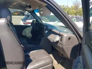 2004 Chevrolet Silverado SS с VIN 2GCEK19N641188182, выставлен на аукционе IAAI как лот 43136475 с пробегом 333 276 миль миль и . История ставок и продаж доступна на DreamBid. Изображение 5.