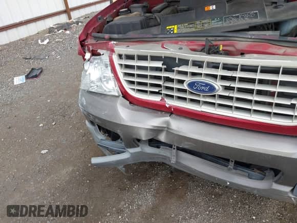 2003 Ford Explorer Eddie Bauer z VIN 1FMDU74K03UC30186, wystawiony jako IAAI lot #42373893 z przebiegiem 103 172 mil mil oraz . Historia ofert i sprzedaży dostępna na DreamBid. Obrazek 6.