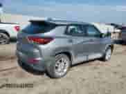 2023 Chevrolet TrailBlazer LS z VIN KL79MMS23PB142971, wystawiony jako Copart lot #68965715 z przebiegiem 37 351 mil mil oraz Szkoda całkowita • Salvage title. Historia ofert i sprzedaży dostępna na DreamBid. Obrazek 3.