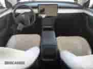 2022 Tesla Model Y Long Range с VIN 7SAYGDEE3NF554235, выставлен на аукционе Copart как лот 80519035 с пробегом 53 742 миль миль и Списание • Salvage title. История ставок и продаж доступна на DreamBid. Изображение 8.