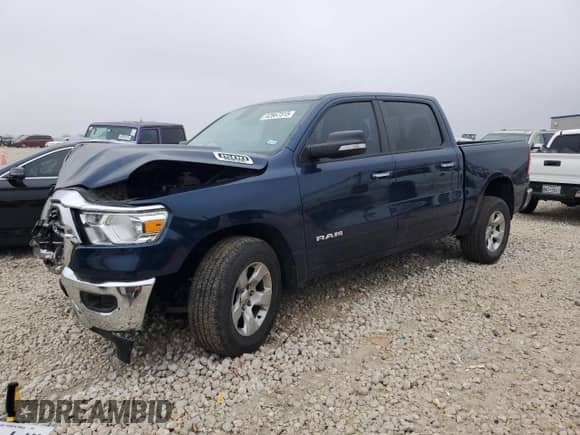 2020 Ram 1500 Big Horn z VIN 1C6RREFGXLN112379, wystawiony jako Copart lot #42867315 z przebiegiem 47 993 mil mil oraz Szkoda całkowita • Salvage title. Historia ofert i sprzedaży dostępna na DreamBid. Obrazek 1.