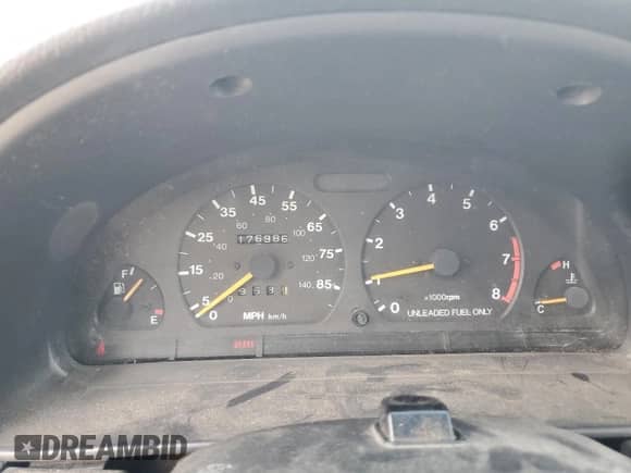 1996 Chevrolet Tracker with VIN 2CNBE186XT6919987, listed as a Copart auction lot 66674815 with 176,986 mi miles and Salvage title. Bid and sale history available at DreamBid. Image 9.