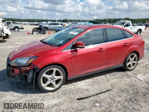 2012 Ford Focus Titanium with VIN 1FAHP3J23CL466580, listed as a Copart auction lot 81500865 with 148,771 mi miles and Salvage title. Bid and sale history available at DreamBid. Image 1.