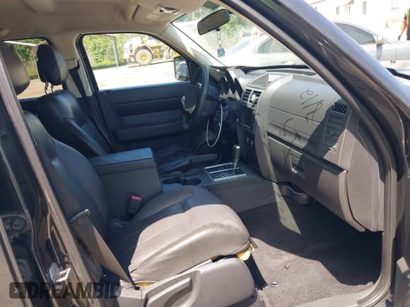 2011 Dodge Nitro Heat with VIN 1D4PU4GK5BW576591, listed as a IAAI auction lot 42973278 with 193,310 mi miles and . Bid and sale history available at DreamBid. Image 5.