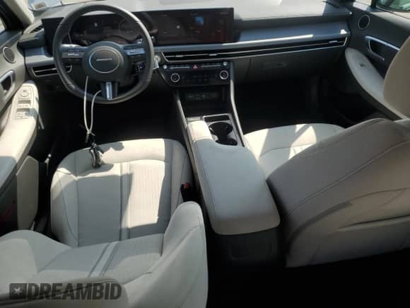 2025 Hyundai Sonata SEL Convenience с VIN KMHL14JA0SA467114, выставлен на аукционе Copart как лот 65951405 с пробегом 445 миль миль и Списание • Salvage title. История ставок и продаж доступна на DreamBid. Изображение 8.