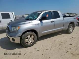 2007 Toyota Tundra SR5 z VIN 5TFRV54197X030866, wystawiony jako Copart lot #85320145 z przebiegiem Nie podano mil oraz Czysty tytuł • Clean title. Historia ofert i sprzedaży dostępna na DreamBid. Obrazek 1.