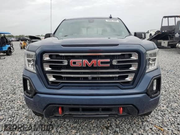 2020 GMC Sierra 1500 AT4 with VIN 3GTU9EET5LG320776, listed as a Copart auction lot 59581405 with 118,204 mi miles and Salvage title. Bid and sale history available at DreamBid. Image 5.