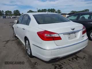 2013 Hyundai Genesis 3.8L с VIN KMHGC4DD6DU223938, выставлен на аукционе IAAI как лот 43379736 с пробегом 152 324 миль миль и . История ставок и продаж доступна на DreamBid. Изображение 3.