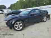 2006 Ford Mustang GT Deluxe z VIN 1ZVHT82H865148692, wystawiony jako Copart lot #67680825 z przebiegiem 227 694 mil mil oraz Szkoda całkowita • Salvage title. Historia ofert i sprzedaży dostępna na DreamBid. Obrazek 1.