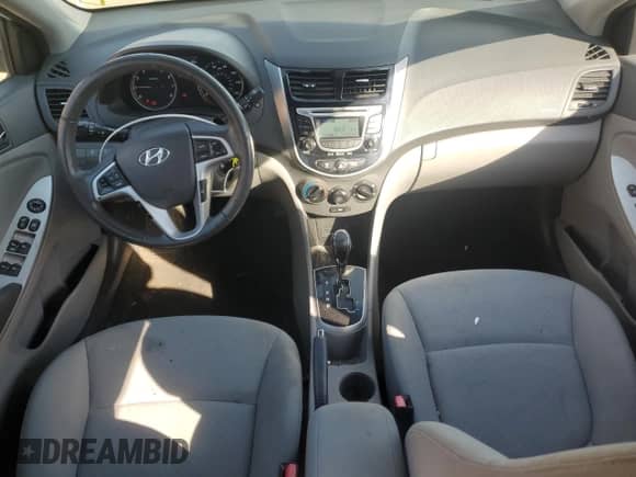 2013 Hyundai Accent SE с VIN KMHCU5AE1DU076913, выставлен на аукционе Copart как лот 84831475 с пробегом 111 520 миль миль и Списание • Salvage title. История ставок и продаж доступна на DreamBid. Изображение 8.