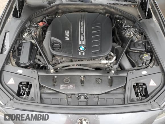 2015 BMW 5 Series 535d xDrive z VIN WBAFV3C54FD687003, wystawiony jako Copart lot #80669665 z przebiegiem 193 060 mil mil oraz Czysty tytuł • Clean title. Historia ofert i sprzedaży dostępna na DreamBid. Obrazek 11.