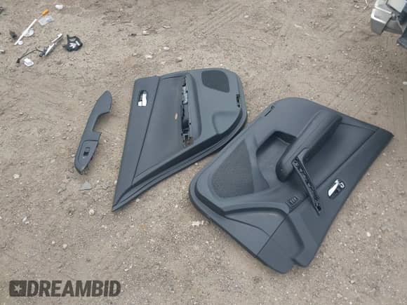 2014 Nissan Maxima S z VIN 1N4AA5AP6EC493379, wystawiony jako IAAI lot #42399965 z przebiegiem 161 147 mil mil oraz . Historia ofert i sprzedaży dostępna na DreamBid. Obrazek 12.