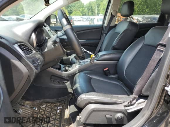 2017 Dodge Journey Crossroad Plus with VIN 3C4PDDGG6HT517671, listed as a Copart auction lot 62896325 with 124,523 mi miles and Clean title. Bid and sale history available at DreamBid. Image 7.
