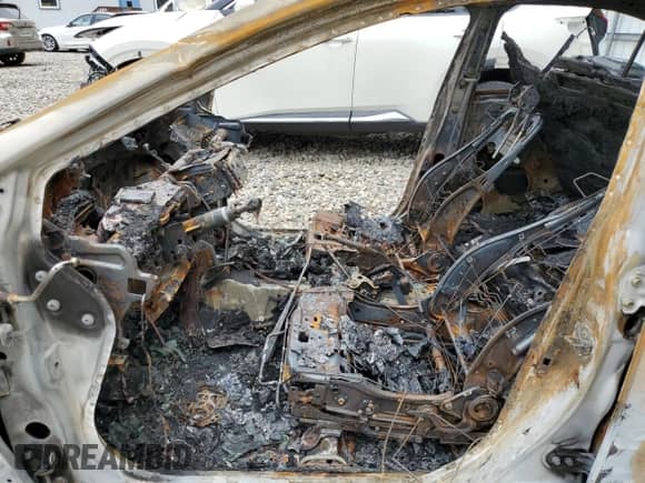 2017 Subaru WRX Premium z VIN JF1VA1E63H9814761, wystawiony jako Copart lot #64050465 z przebiegiem Nie podano mil oraz Szkoda całkowita • Salvage title. Historia ofert i sprzedaży dostępna na DreamBid. Obrazek 7.