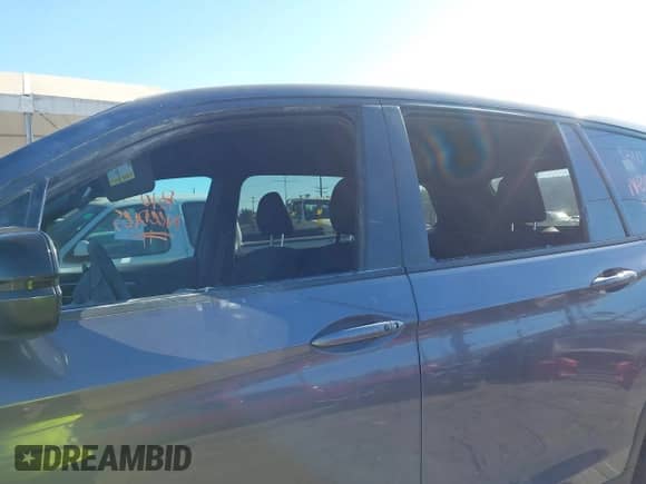 2021 Honda Passport Sport z VIN 5FNYF7H22MB014439, wystawiony jako IAAI lot #43172715 z przebiegiem 34 103 mil mil oraz . Historia ofert i sprzedaży dostępna na DreamBid. Obrazek 6.