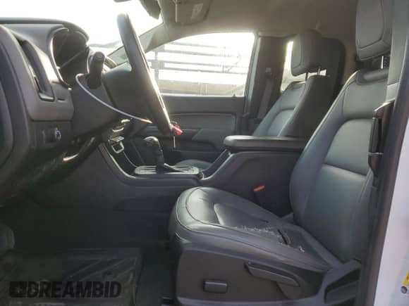 2020 Chevrolet Colorado 2WD Work Truck z VIN 1GCHSBEN7L1133382, wystawiony jako Copart lot #81559464 z przebiegiem 97 404 mil mil oraz Czysty tytuł • Clean title. Historia ofert i sprzedaży dostępna na DreamBid. Obrazek 7.