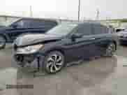 2016 Honda Accord EX-L z VIN 1HGCR3F85GA017738, wystawiony jako Copart lot #82163335 z przebiegiem 183 105 mil mil oraz Szkoda całkowita • Salvage title. Historia ofert i sprzedaży dostępna na DreamBid. Obrazek 1.