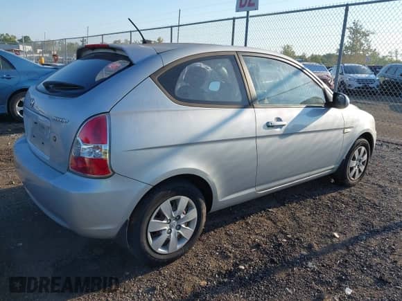 2011 Hyundai Accent GS с VIN KMHCM3AC8BU186342, выставлен на аукционе IAAI как лот 43231805 с пробегом 92 259 миль миль и . История ставок и продаж доступна на DreamBid. Изображение 4.