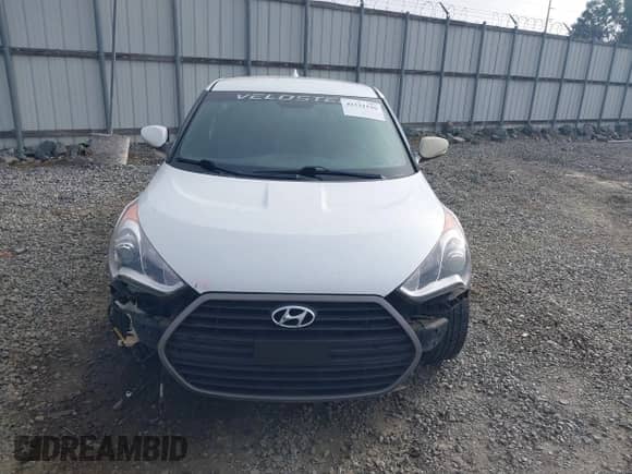2016 Hyundai Veloster Turbo с VIN KMHTC6AE8GU262932, выставлен на аукционе IAAI как лот 42531536 с пробегом 61 870 миль миль и . История ставок и продаж доступна на DreamBid. Изображение 12.