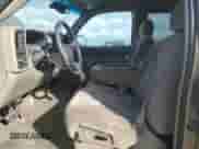 2001 GMC Sierra 1500 SLE с VIN 1GTEK19TX1E171748, выставлен на аукционе Copart как лот 87472915 с пробегом Не указан миль и Чистый • Clean title. История ставок и продаж доступна на DreamBid. Изображение 7.