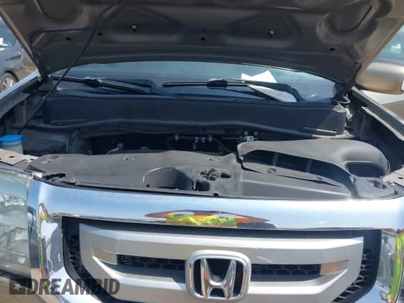 2009 Honda Pilot Touring with VIN 5FNYF38809B004142, listed as a IAAI auction lot 42337103 with 152,874 mi miles and . Bid and sale history available at DreamBid. Image 10.