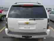 2012 Chevrolet Tahoe LTZ z VIN 1GNSCCE06CR305746, wystawiony jako IAAI lot #41852437 z przebiegiem 198 372 mil mil oraz . Historia ofert i sprzedaży dostępna na DreamBid. Obrazek 16.