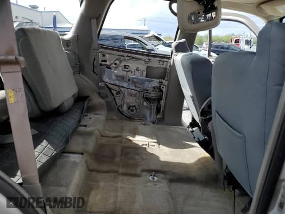 2005 Chevrolet Tahoe LS with VIN 1GNEK13T55R211314, listed as a Copart auction lot 86288565 with Not provided miles and Salvage title. Bid and sale history available at DreamBid. Image 11.