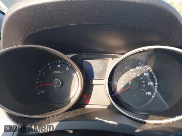 2010 Hyundai Tucson Limited с VIN KM8JU3AC8AU071813, выставлен на аукционе IAAI как лот 43218460 с пробегом 141 844 миль миль и . История ставок и продаж доступна на DreamBid. Изображение 7.