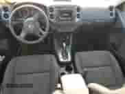 2017 Volkswagen Tiguan с VIN WVGHV7AXXHK039764, выставлен на аукционе Copart как лот 72050545 с пробегом 140 671 миль миль и Списание • Salvage title. История ставок и продаж доступна на DreamBid. Изображение 8.