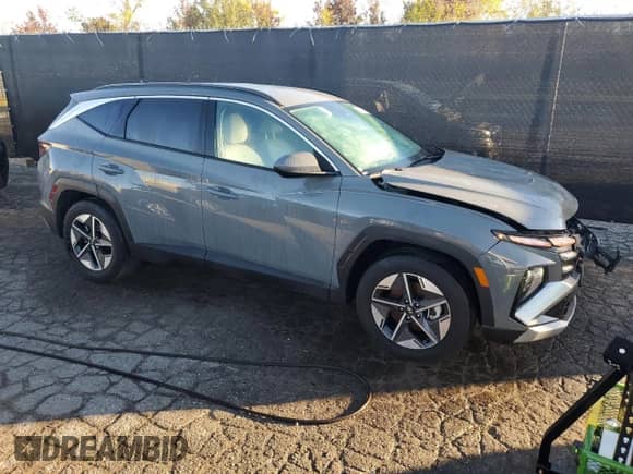 2025 Hyundai Tucson SEL with VIN 5NMJB3DE7SH505252, listed as a Copart auction lot 86193995 with 21,650 mi miles and Clean title. Bid and sale history available at DreamBid. Image 4.