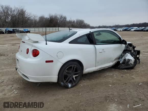 2010 Chevrolet Cobalt SS с VIN 1G1AG1FX6A7148052, выставлен на аукционе Copart как лот 44407145 с пробегом 186 524 миль миль и Списание • Salvage title. История ставок и продаж доступна на DreamBid. Изображение 3.