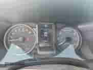 2022 Toyota Tacoma SR z VIN 3TYSZ5AN3NT055413, wystawiony jako Copart lot #85172665 z przebiegiem 70 937 mil mil oraz Szkoda całkowita • Salvage title. Historia ofert i sprzedaży dostępna na DreamBid. Obrazek 9.