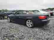 2011 BMW 3 Series 328i с VIN WBADW7C51BE439937, выставлен на аукционе Copart как лот 64001625 с пробегом 123 175 миль миль и На запчасти • Non repairable. История ставок и продаж доступна на DreamBid. Изображение 2.