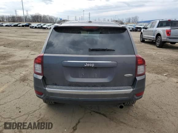 2017 Jeep Compass Latitude z VIN 1C4NJCEA2HD153005, wystawiony jako Copart lot #50681635 z przebiegiem 179 123 mil mil oraz Czysty tytuł • Clean title. Historia ofert i sprzedaży dostępna na DreamBid. Obrazek 6.