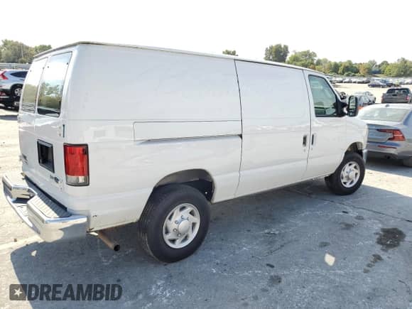 2014 Ford Econoline Cargo Commercial with VIN 1FTNE2EWXEDA36357, listed as a Copart auction lot 82403405 with 242,626 mi miles and Clean title. Bid and sale history available at DreamBid. Image 3.
