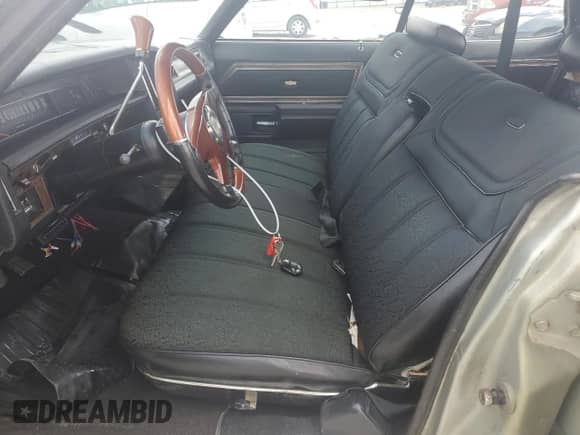 1972 Chevrolet Caprice с VIN 1N39R2D235350, выставлен на аукционе Copart как лот 68200775 с пробегом 78 954 миль миль и Списание • Salvage title. История ставок и продаж доступна на DreamBid. Изображение 7.