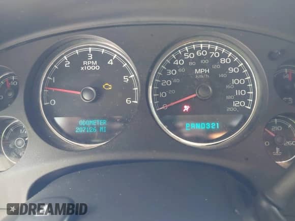 2007 Chevrolet Suburban LT with VIN 1GNFC16087J214521, listed as a IAAI auction lot 42813416 with 207,126 mi miles and . Bid and sale history available at DreamBid. Image 7.