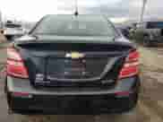 2020 Chevrolet Sonic Premier z VIN 1G1JF5SB9L4113627, wystawiony jako Copart lot #57494115 z przebiegiem 89 223 mil mil oraz Szkoda całkowita • Salvage title. Historia ofert i sprzedaży dostępna na DreamBid. Obrazek 6.