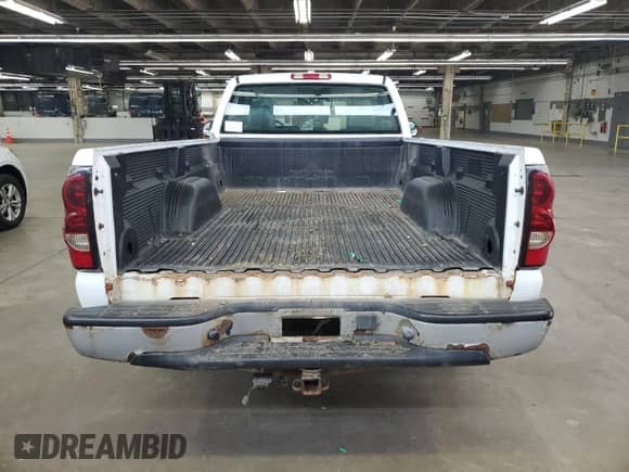 2005 Chevrolet Silverado 1500 Work Truck с VIN 1GCEC14X95Z233615, выставлен на аукционе Copart как лот 85887185 с пробегом 201 098 миль миль и Чистый • Clean title. История ставок и продаж доступна на DreamBid. Изображение 6.