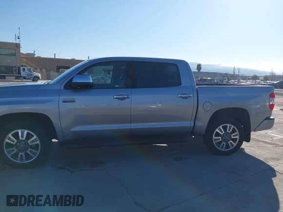 2019 Toyota Tundra SR5 with VIN 5TFAY5F1XKX817867, listed as a IAAI auction lot 41839736 with 61,102 mi miles and . Bid and sale history available at DreamBid. Image 14.