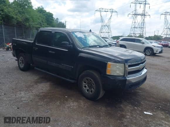 2007 Chevrolet Silverado 1500 LS с VIN 2GCEK13C271652287, выставлен на аукционе IAAI как лот 42392765 с пробегом 203 899 миль миль и . История ставок и продаж доступна на DreamBid. Изображение 1.