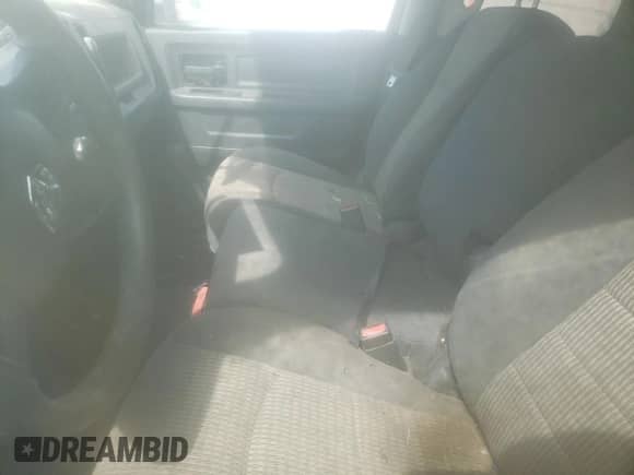 2012 Ram 1500 Express с VIN 1C6RD6FT2CS286028, выставлен на аукционе Copart как лот 71647155 с пробегом Не указан миль и Чистый • Clean title. История ставок и продаж доступна на DreamBid. Изображение 7.