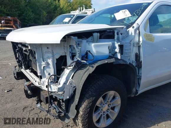 2020 Chevrolet Silverado 1500 Work Truck with VIN 3GCNWAEFXLG284633, listed as a IAAI auction lot 42930735 with 88,097 mi miles and . Bid and sale history available at DreamBid. Image 17.