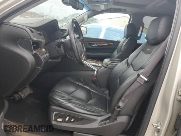 2015 Cadillac Escalade Luxury with VIN 1GYS4BKJ3FR263631, listed as a Copart auction lot 47548795 with 201,007 mi miles and Salvage title. Bid and sale history available at DreamBid. Image 7.