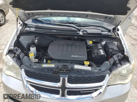 2011 Dodge Grand Caravan Mainstreet with VIN 2D4RN3DG3BR732832, listed as a Copart auction lot 62834335 with 172,565 mi miles and Salvage title. Bid and sale history available at DreamBid. Image 12.