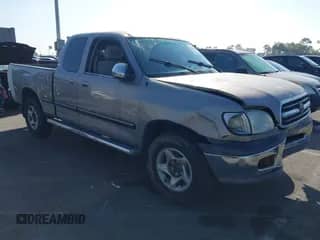 2001 Toyota Tundra SR5 с VIN 5TBRN34121S166363, выставлен на аукционе IAAI как лот 43528624 с пробегом 347 719 миль миль и . История ставок и продаж доступна на DreamBid. Изображение 1.