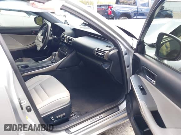 2015 Lexus IS 250 с VIN JTHBF1D22F5050840, выставлен на аукционе IAAI как лот 42268533 с пробегом 88 869 миль миль и . История ставок и продаж доступна на DreamBid. Изображение 5.